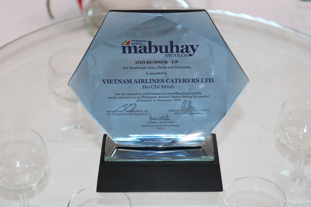 PHILIPPINES AIRLINES’ CATERING AWARD PRESENTATION TO VACS
